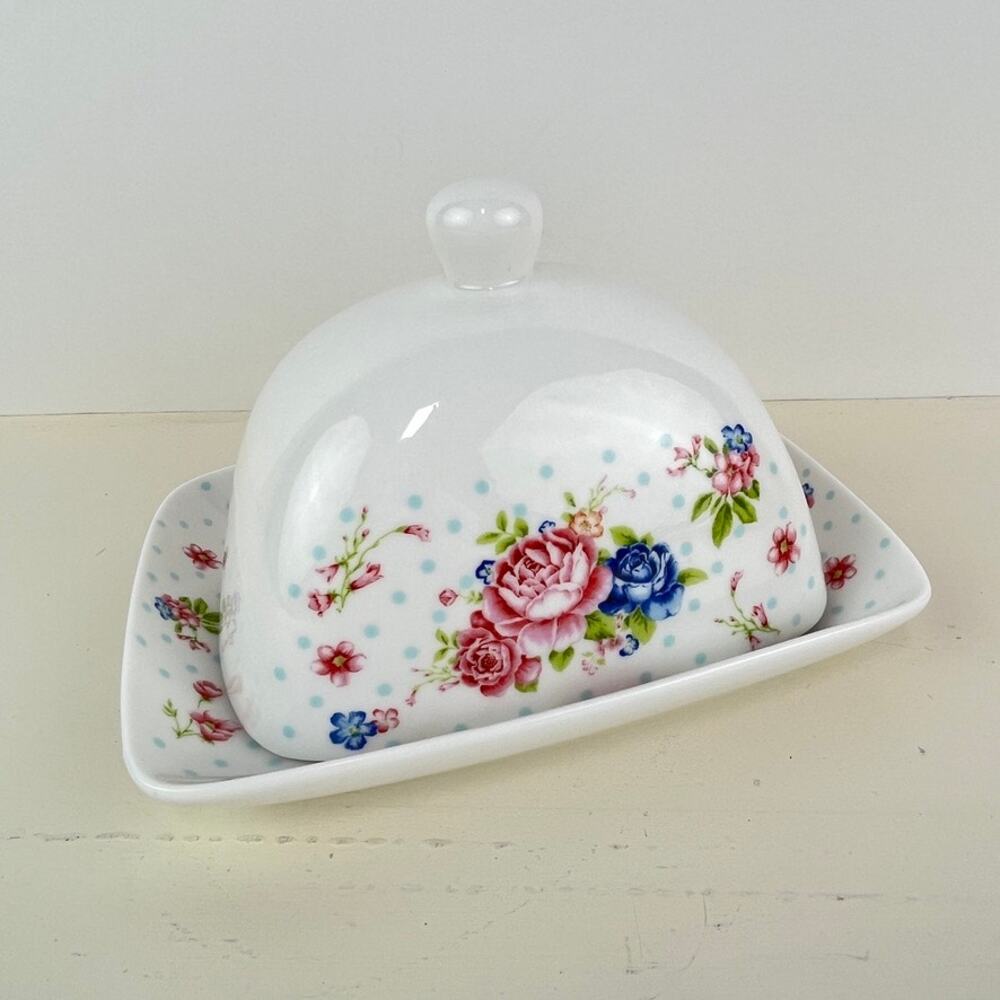 Vivian by Maxcera Butter Cream Cheese Covered Dish